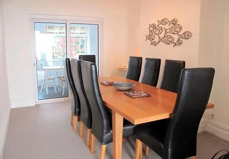 Σπίτι διακοπών Ivy House - Seafront House With Garden Seating And Stunning Sea Views! - Ocholo Villas Filey